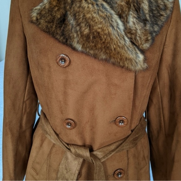 Chico’s 2 Faux Suede Faux Fur Collared Double-breasted jacket - Picture 8 of 8